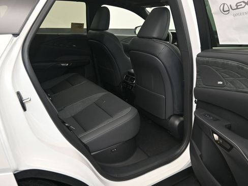 New 2026 Lexus RX 350 FWD image 10