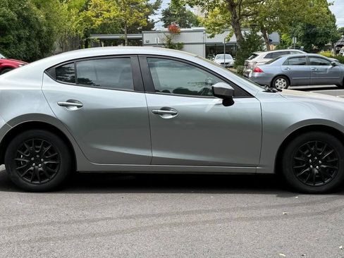 Used 2015 MAZDA MAZDA3 i Sport FWD image 5