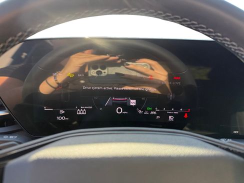 New 2025 Audi Q5 Premium image 11