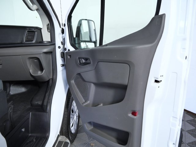Certified 2025 Ford Transit 250 Low Roof w/ Exterior Upgrade Package RWD image 8