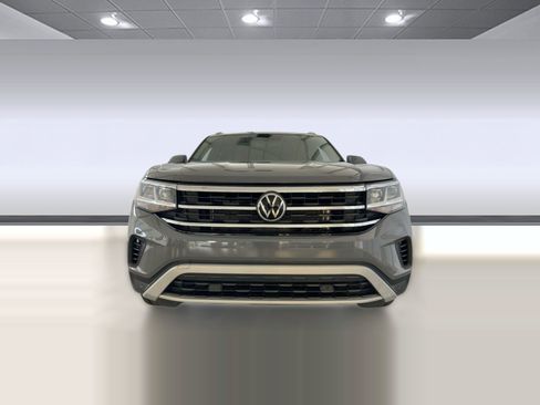 Certified 2022 Volkswagen Atlas Cross Sport SE image 6