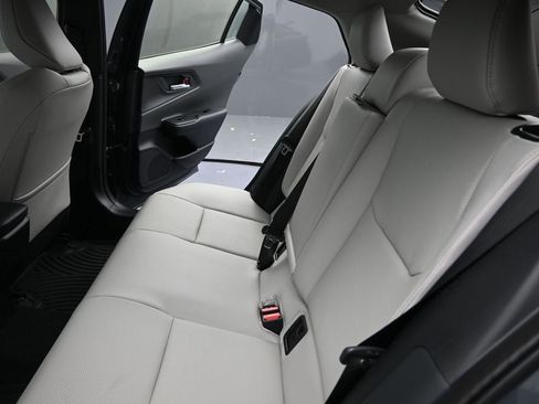 New 2026 Toyota Prius XLE image 15