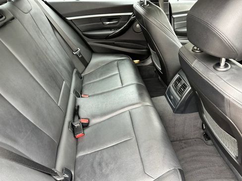 Used 2018 BMW 330i xDrive Sedan AWD/4WD image 19