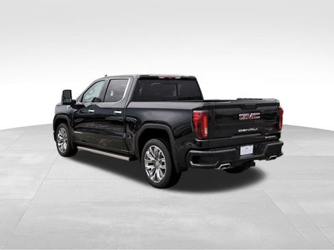 Used 2025 GMC Sierra 1500 Denali w/ Denali Reserve Package AWD/4WD image 3
