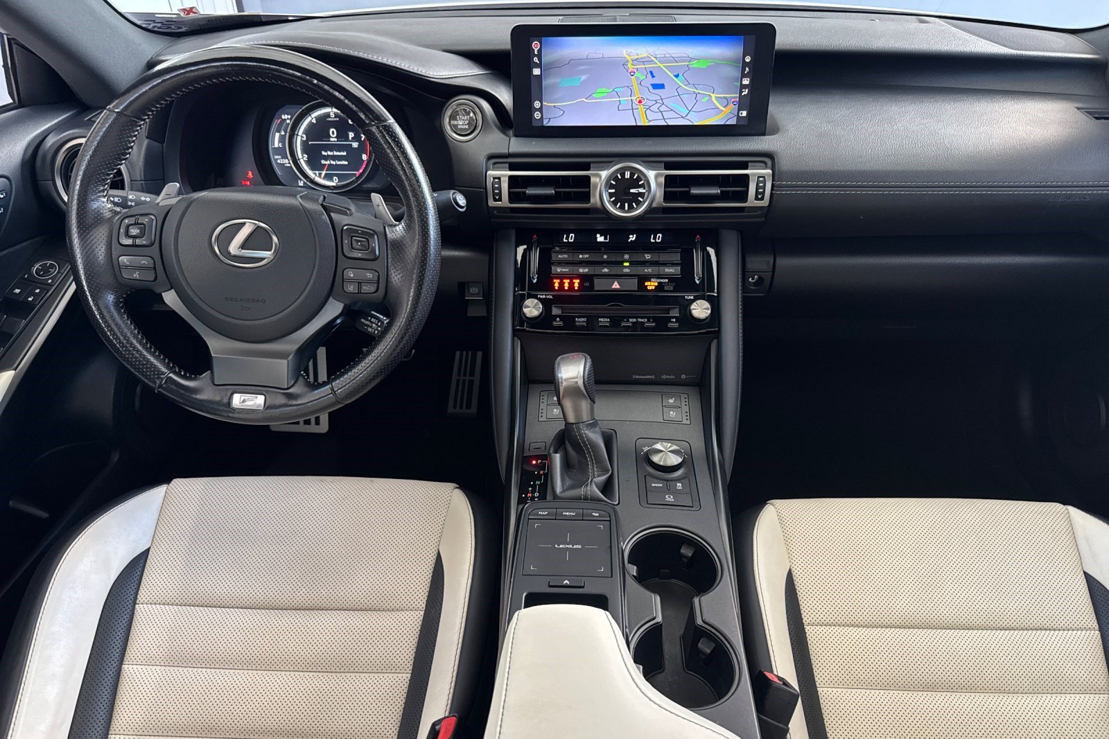 Used 2022 Lexus IS 350 F Sport w/ Navigation Package RWD image 17