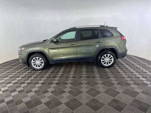 Used 2020 Jeep Cherokee Latitude AWD/4WD image 8