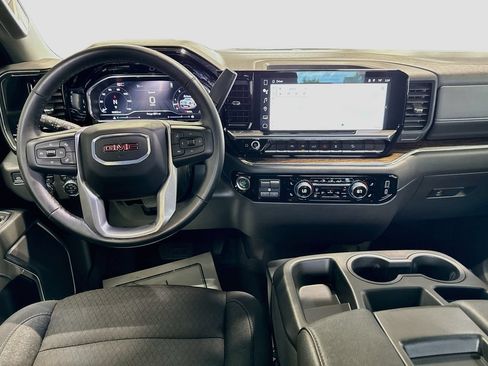 Used 2024 GMC Sierra 1500 Elevation w/ X31 Off-Road Package AWD/4WD image 22