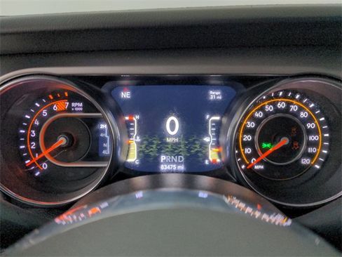 Used 2021 Jeep Wrangler Unlimited Sahara w/ Uconnect 4C Nav & Sound Group image 23