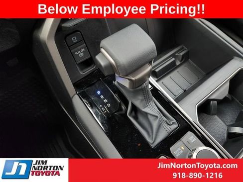 New 2026 Toyota Tundra Limited AWD/4WD image 20
