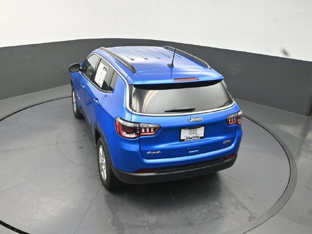 Used 2022 Jeep Compass Latitude AWD/4WD image 15