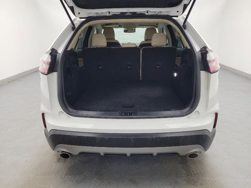 Used 2020 Ford Edge SEL image 29