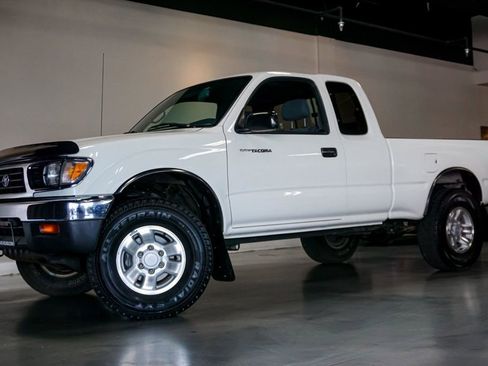 Used 1997 Toyota Tacoma 4x4 Xtracab V6 image 18