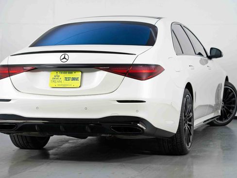 Used 2023 Mercedes-Benz S 580 4MATIC Sedan image 5