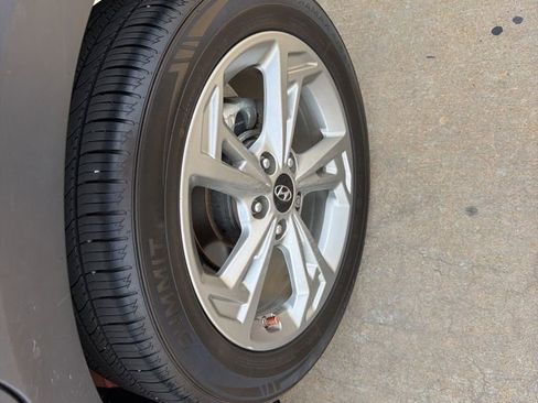 Used 2022 Hyundai Kona SEL image 9