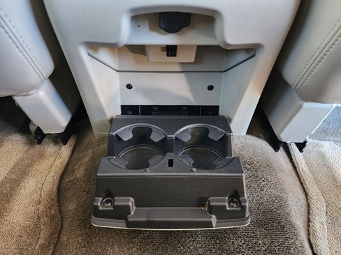 Used 2004 Cadillac Escalade AWD image 68