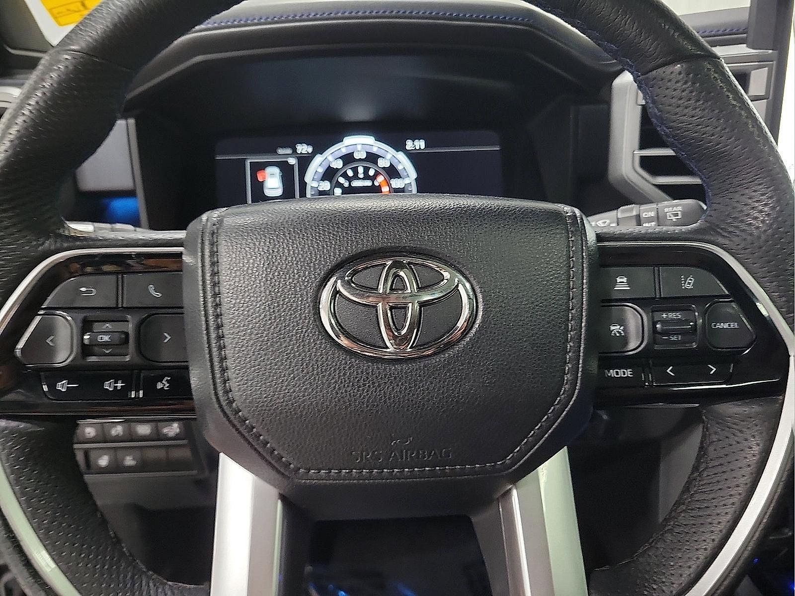 Certified 2023 Toyota Sequoia Platinum AWD/4WD image 18
