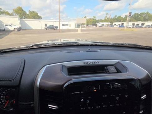 Used 2021 RAM 1500 Laramie image 10