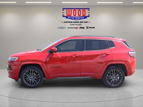 Used 2022 Jeep Compass Limited w/ (RED) Package AWD/4WD image 6