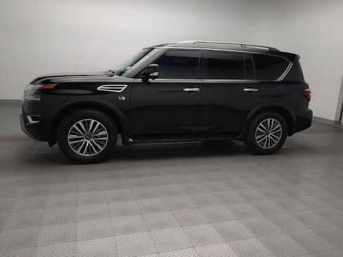 Used 2021 Nissan Armada SL w/ Captain's Chairs Package RWD image 2