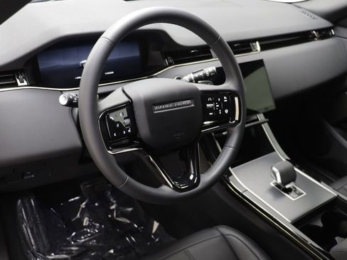 Certified 2026 Land Rover Range Rover Evoque S AWD/4WD image 6