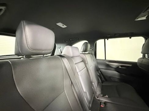 Used 2023 Lexus LX 600 F Sport w/ Accessory Package (Z1) AWD/4WD image 28