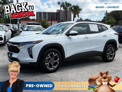 Used 2025 Chevrolet Trax LT