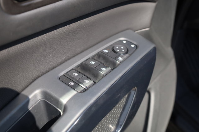 Used 2024 Nissan Pathfinder SV AWD/4WD image 18