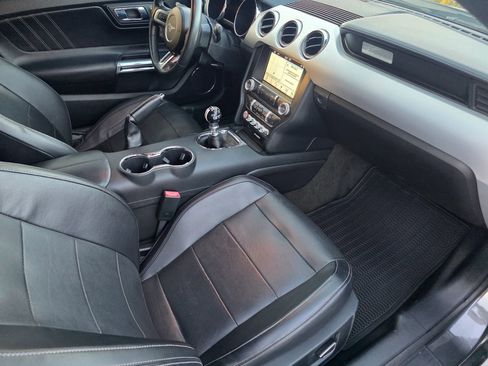 Used 2017 Ford Mustang GT Premium w/ Equipment Group 401A image 19