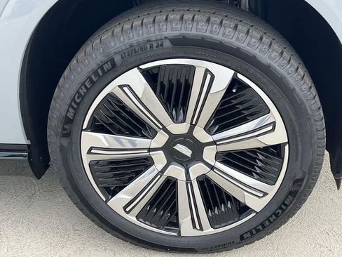 New 2026 Cadillac Escalade IQ Luxury 2 AWD/4WD image 37