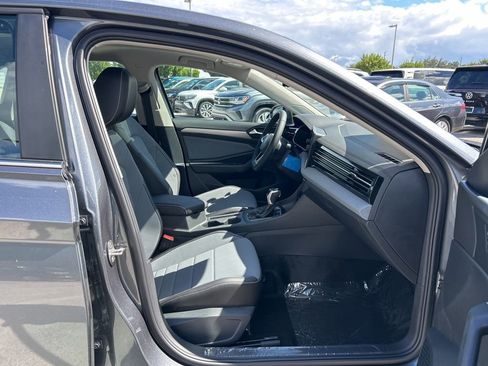 New 2025 Volkswagen Jetta SE image 37