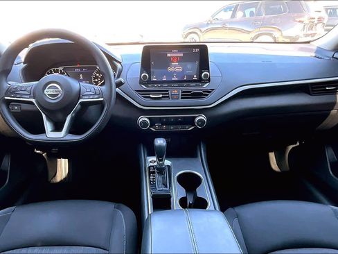 Certified 2022 Nissan Altima 2.5 SV FWD image 26
