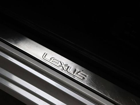 Used 2017 Lexus ES 350 w/ Premium Package FWD image 40