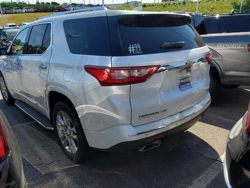 Used 2019 Chevrolet Traverse High Country w/ LPO, Floor Liner Package AWD/4WD image 9