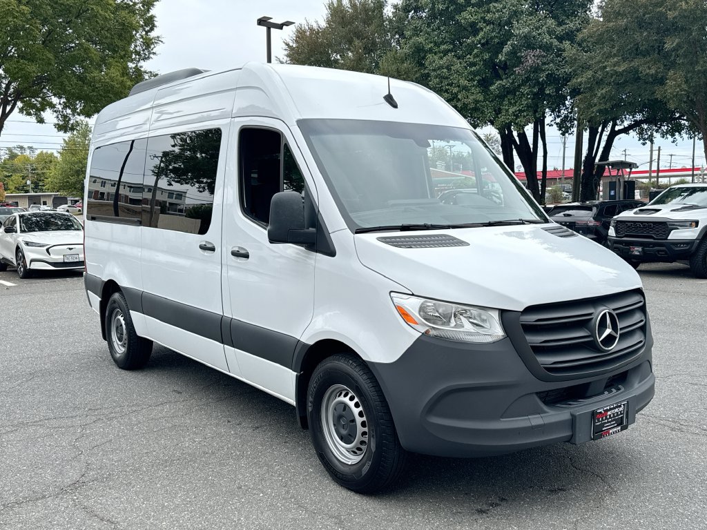 Used 2024 Mercedes-Benz Sprinter 2500 image 1