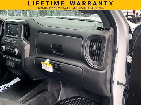 Used 2024 GMC Sierra 1500 Pro w/ Convenience Package AWD/4WD image 17