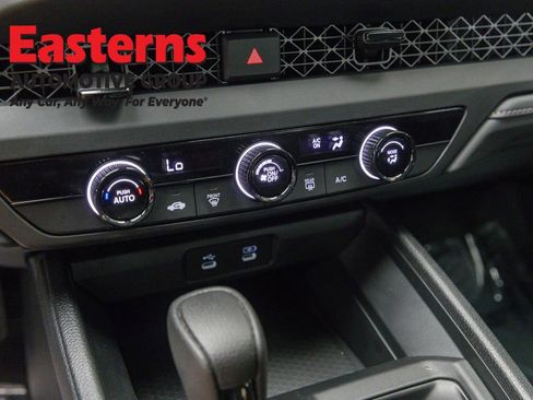 Used 2025 Honda Accord LX image 19