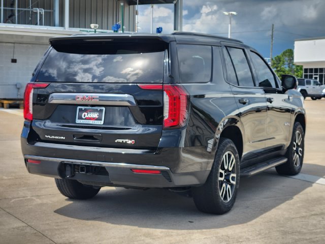 Used 2024 GMC Yukon AT4 w/ Technology Package AWD/4WD image 7