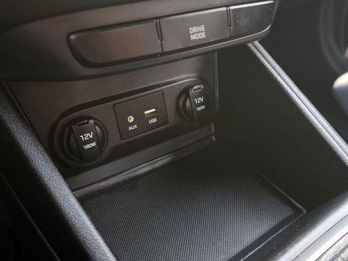 Used 2020 Hyundai Accent SE FWD image 27