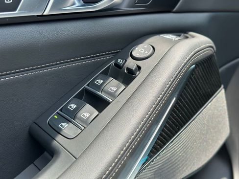 New 2026 BMW X5 M60i w/ Executive Package image 20