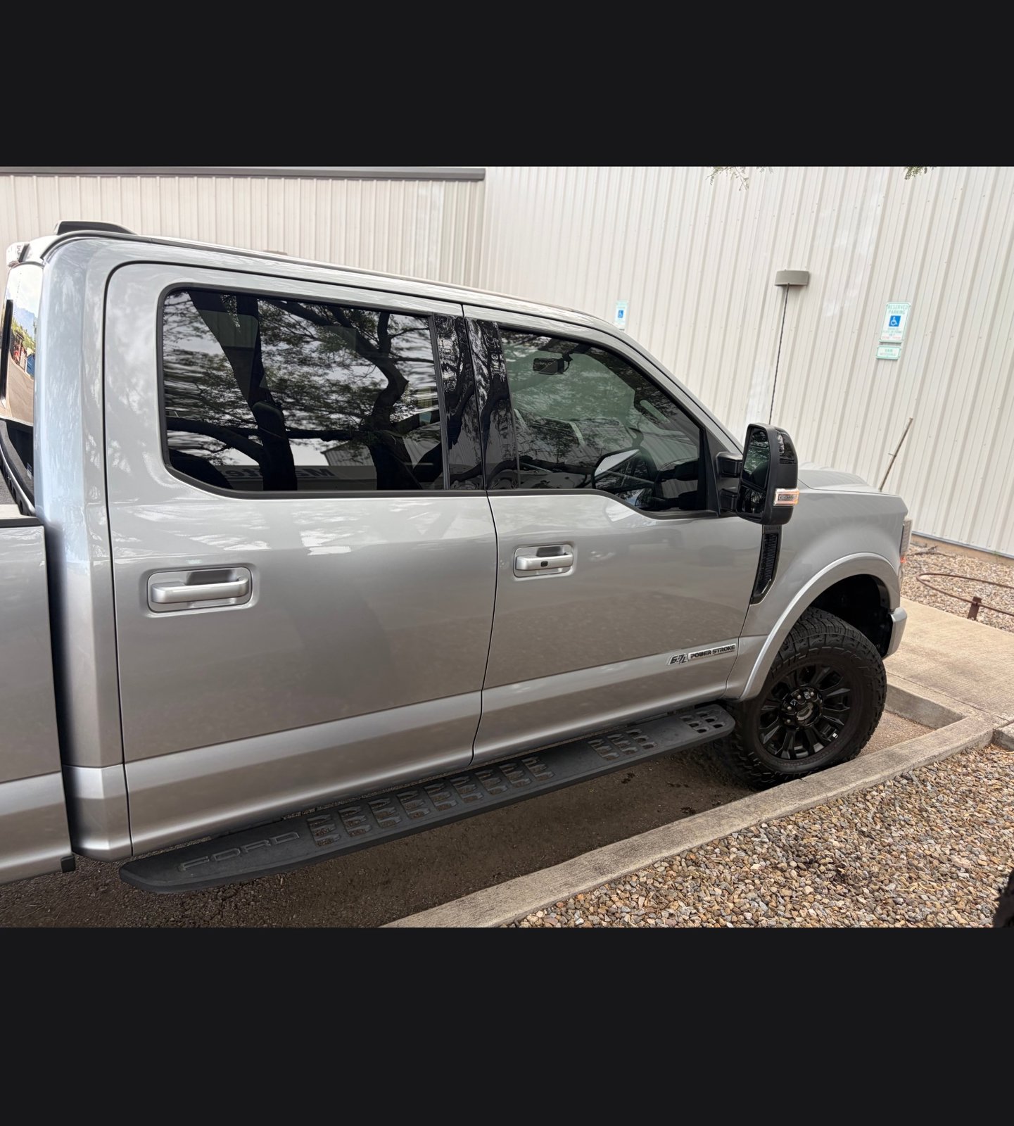 Used 2022 Ford F350 Lariat w/ Tremor Off-Road Package AWD/4WD image 8