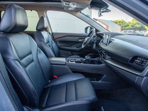 Used 2023 Nissan Rogue SV w/ SV Premium B Package AWD/4WD image 21