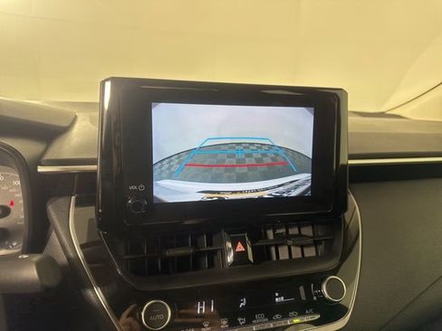 Used 2024 Toyota Corolla LE image 38