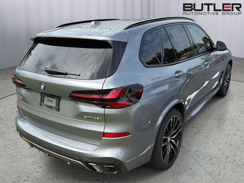 Used 2024 BMW X5 sDrive40i w/ M Sport Package RWD image 8