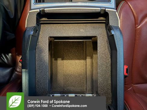 Used 2022 Ford F250 Platinum w/ Tremor Off-Road Package image 39