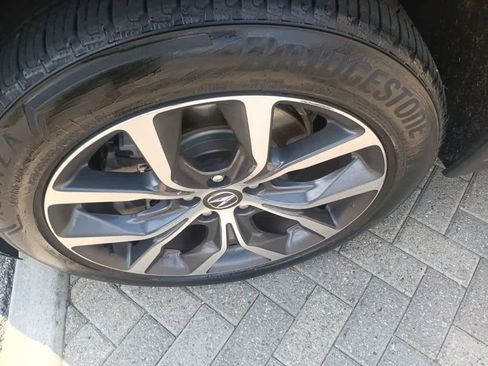 Used 2023 Acura MDX SH-AWD w/ Technology Package image 9