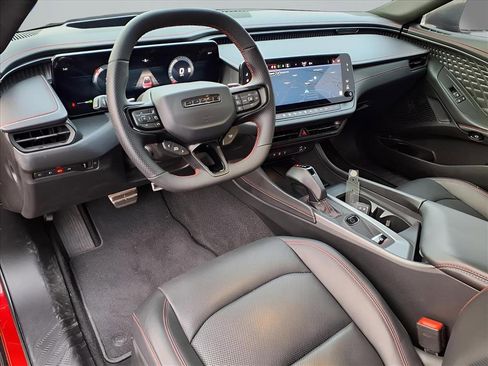 Used 2024 Dodge Charger R/T w/ Plus Group image 5