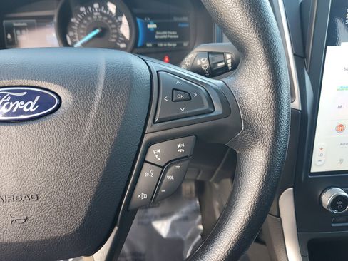 Used 2024 Ford Edge SE w/ Black Appearance Package image 20