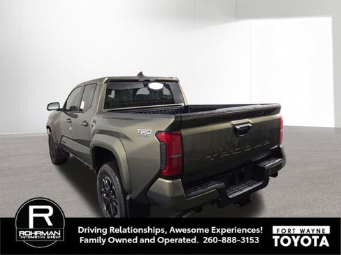 New 2026 Toyota Tacoma TRD Sport AWD/4WD image 9