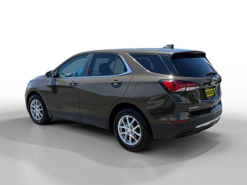 Used 2023 Chevrolet Equinox LT FWD image 3