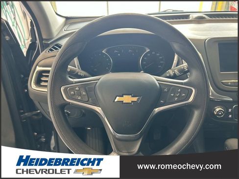 Used 2019 Chevrolet Equinox LT FWD image 18